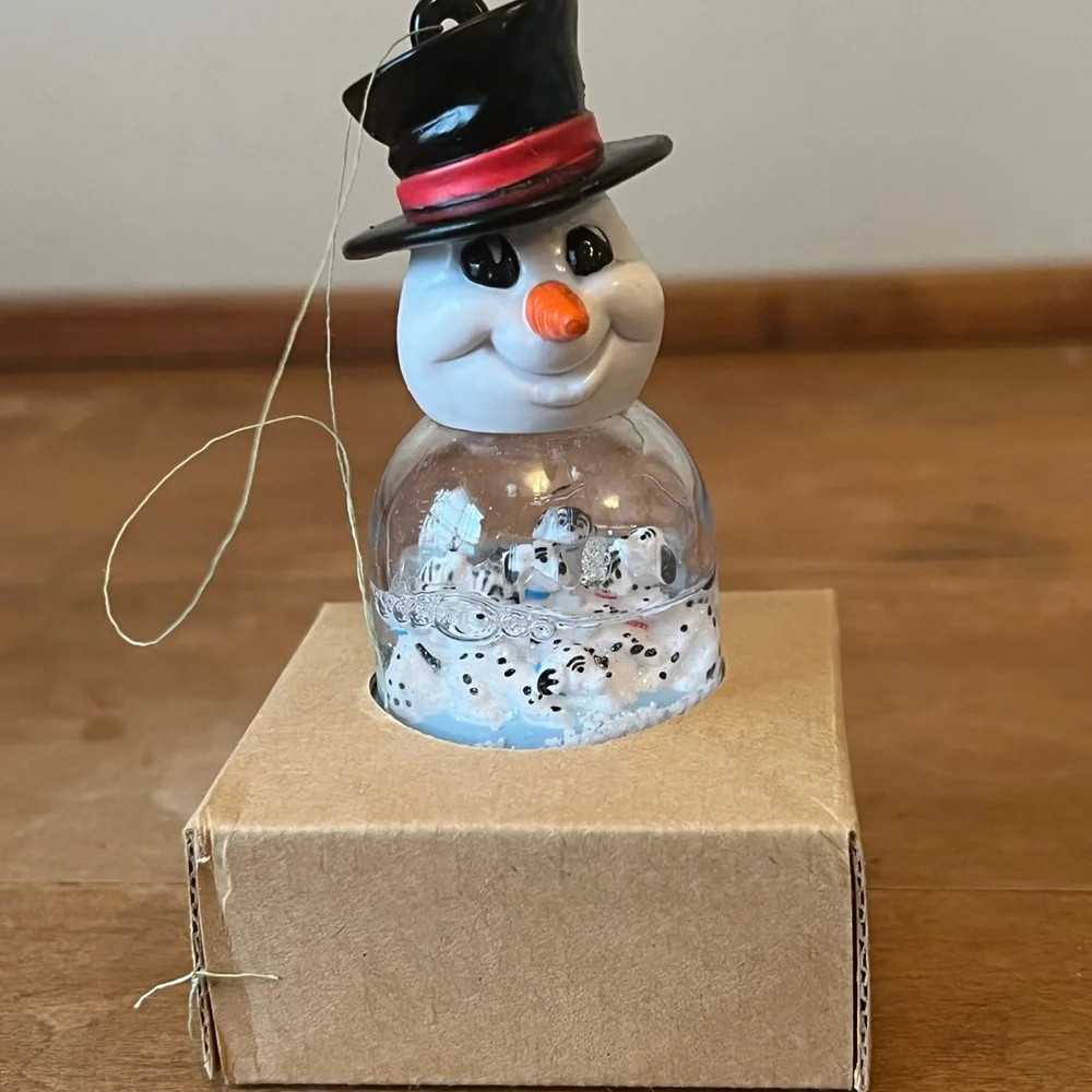 Vintage 1996 NIP 101 Dalmatians Snow Dome Ornament